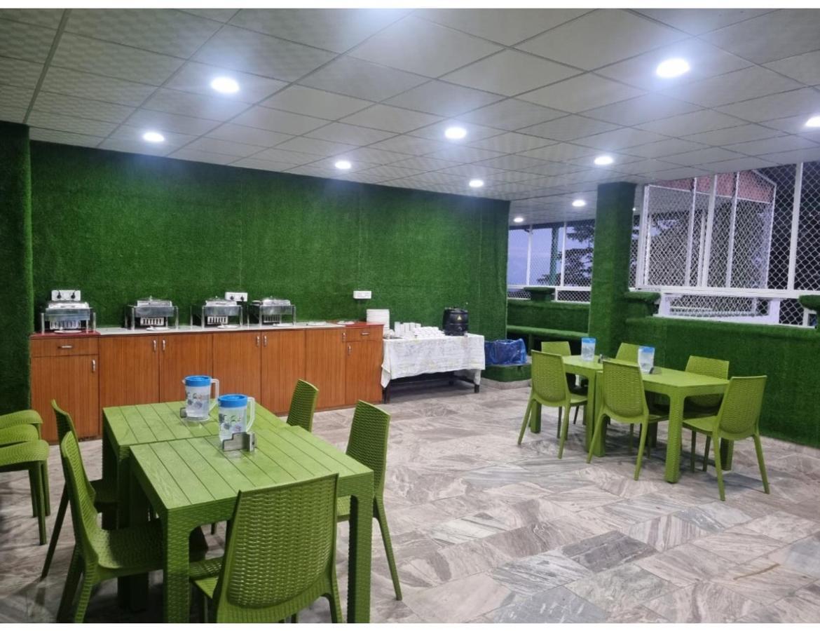 Hotel Krishna Palace, מוסורי מראה חיצוני תמונה